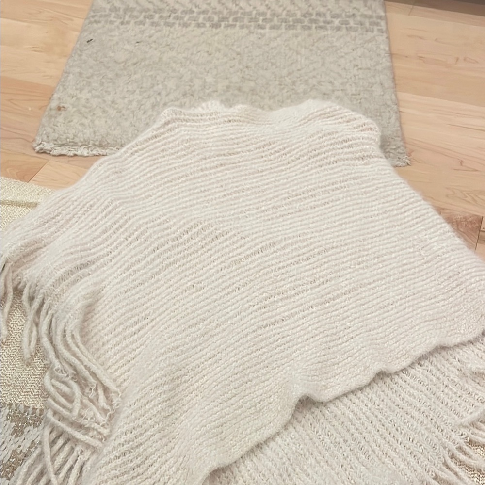 Cozy Cream Knit Throw Blanket